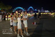 Vietnamese Tet pulls in foreign travelers